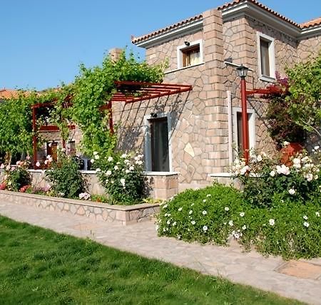 מית'ימנה Molivos Castle Apartments מראה חיצוני תמונה