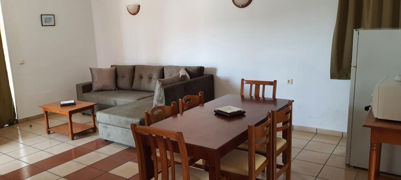 מית'ימנה Molivos Castle Apartments מראה חיצוני תמונה