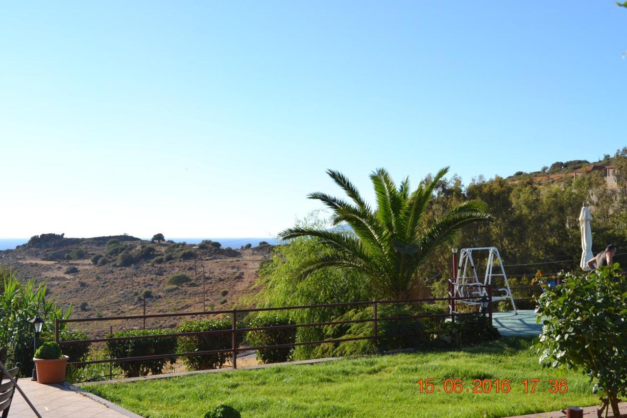 מית'ימנה Molivos Castle Apartments מראה חיצוני תמונה
