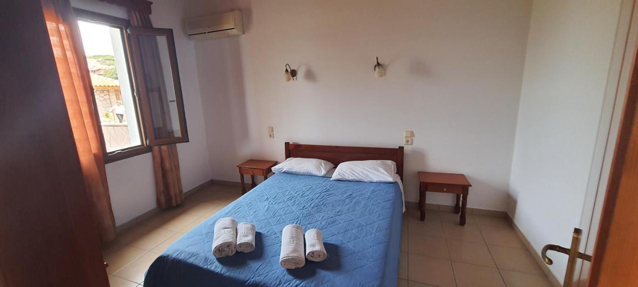 מית'ימנה Molivos Castle Apartments מראה חיצוני תמונה