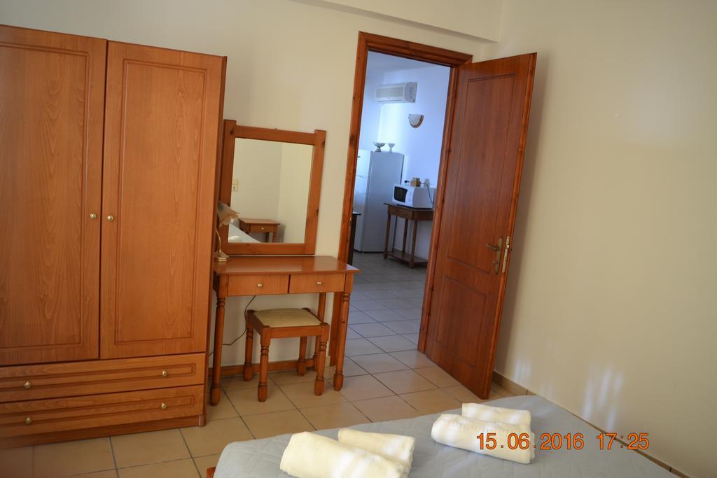 מית'ימנה Molivos Castle Apartments מראה חיצוני תמונה
