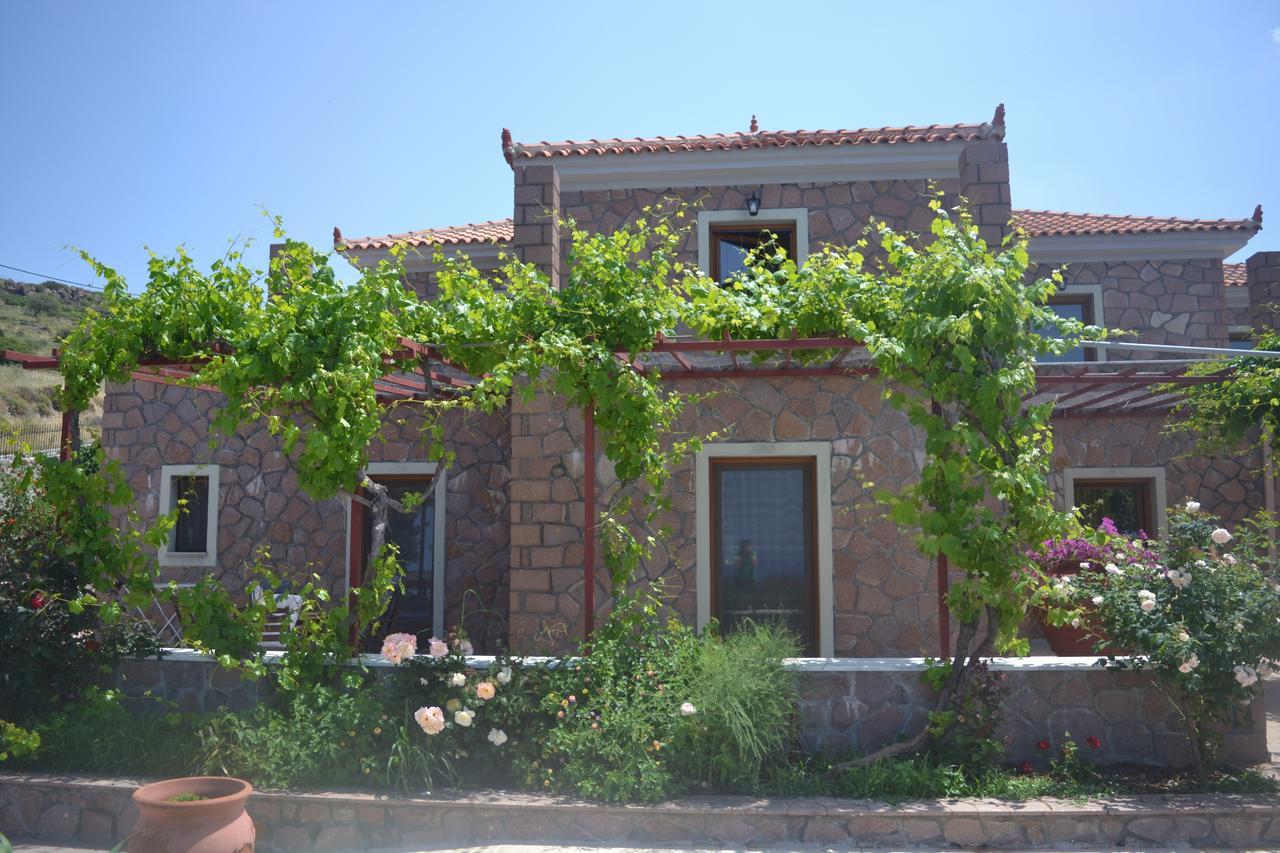 מית'ימנה Molivos Castle Apartments מראה חיצוני תמונה